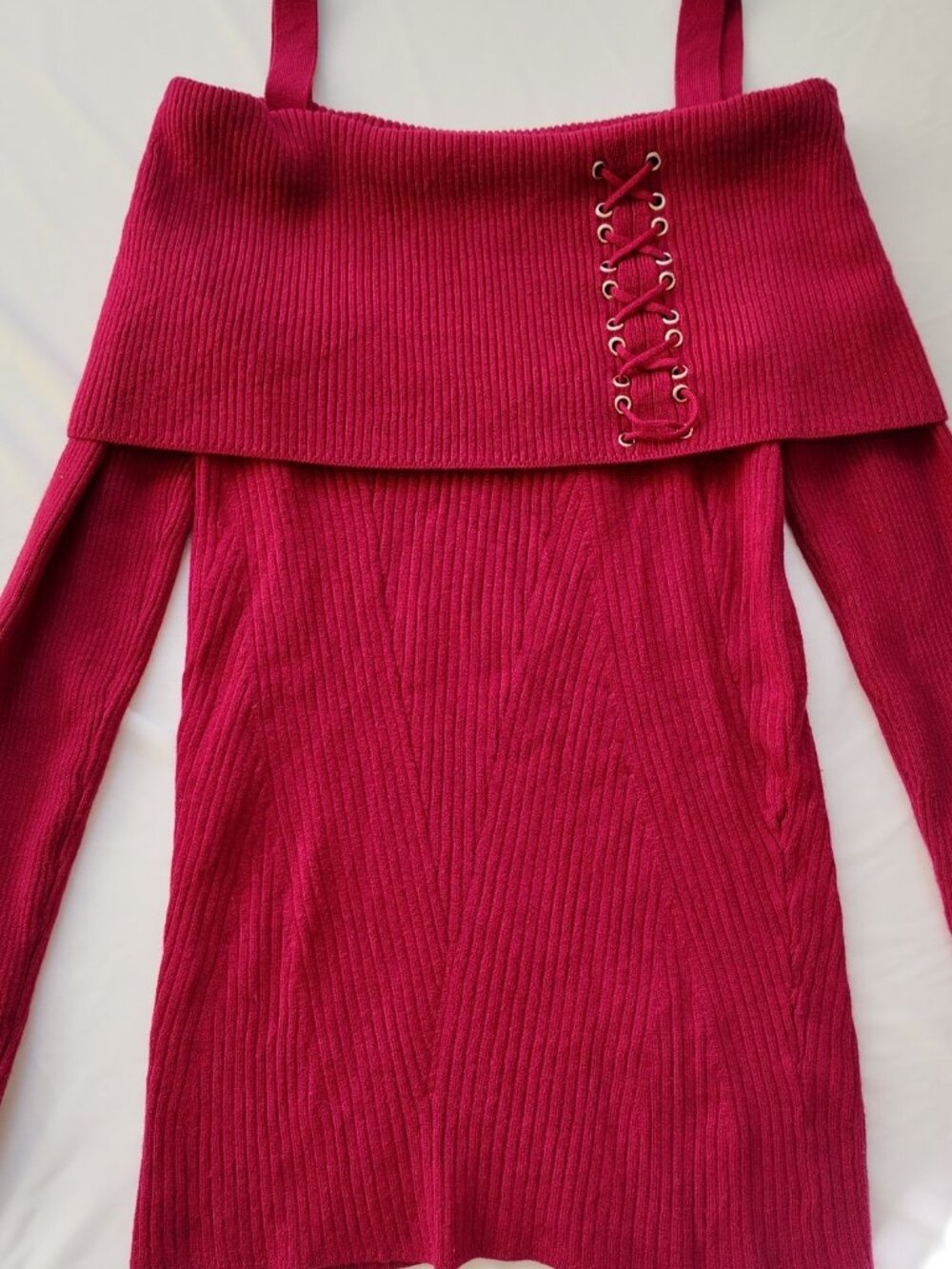 VTG Sweater Off Shoulder Lace Up Y2K Burgundy White House Black Market Size XS